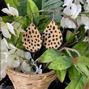 New Cheetah Fur Animal Print Dangle Drop Earrings